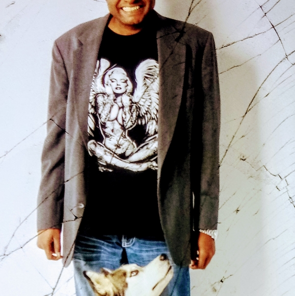 Meet your Posher, J R - Picture 4 of 7